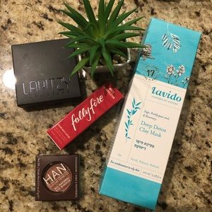 Cruelty Free, Vegan, Natural Makeup Bundle